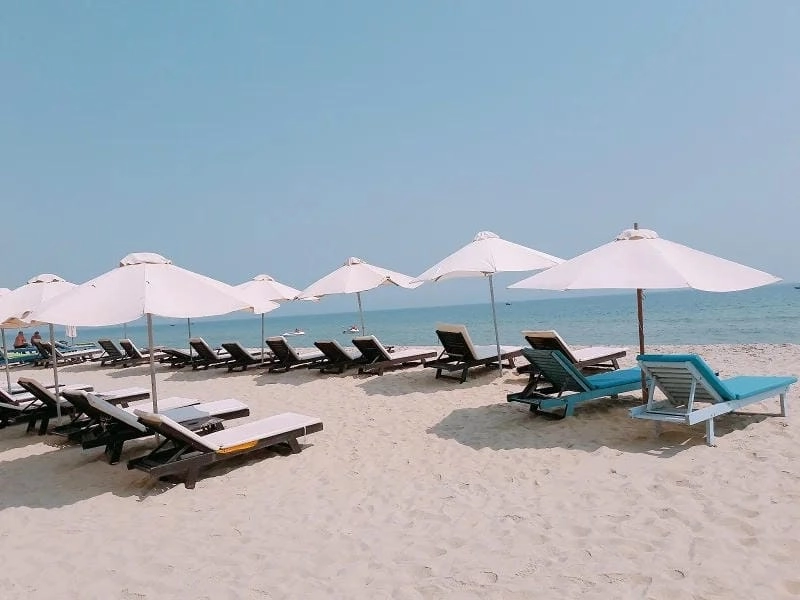 Quán hải sản ngon ở bãi biển An Bàng