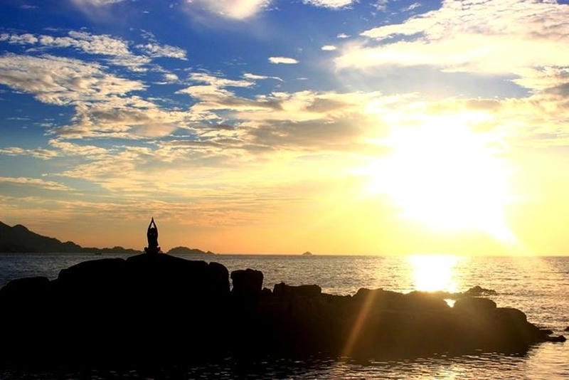 Khung cảnh Bãi Chướng hoàng hôn thật bình yên