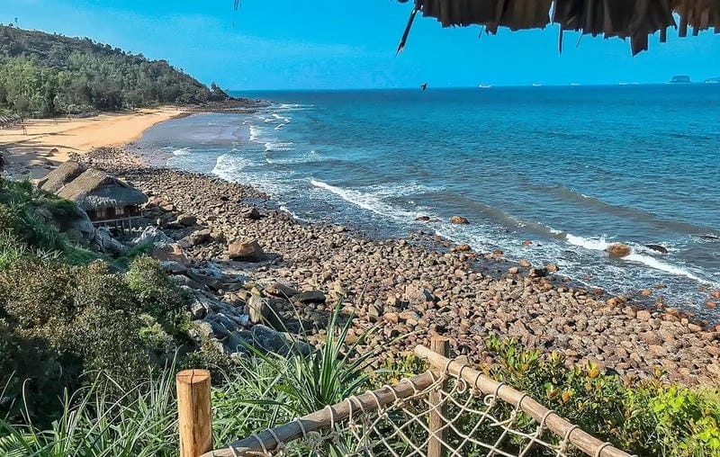 Vui chơi Bãi Đông check in sống ảo