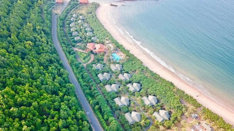 Ngắm toàn cảnh Bãi Lữ từ trên cao tuyệt đẹp