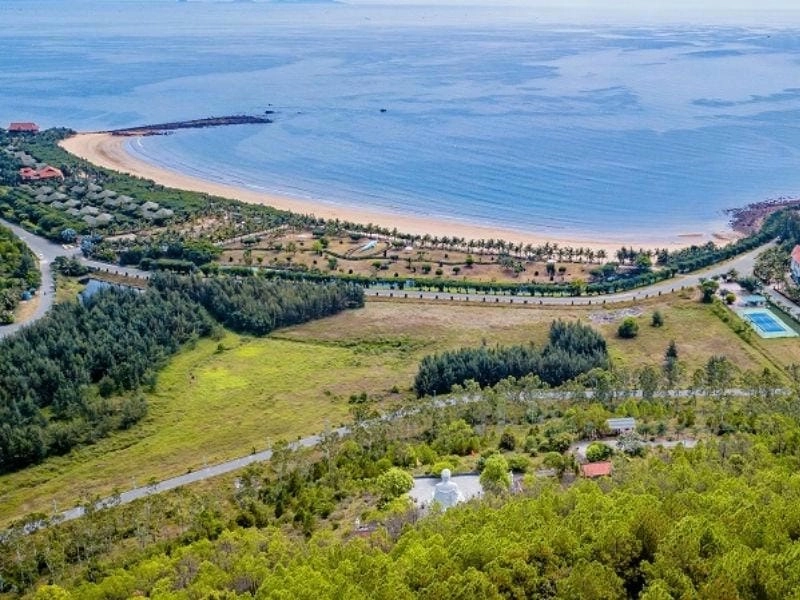 Tận hưởng cảm giác Bãi Lữ tắm biển sảng khoái