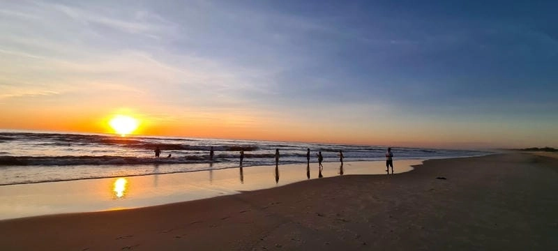 Đón Bảo Ninh bình minh lãng mạn trên biển