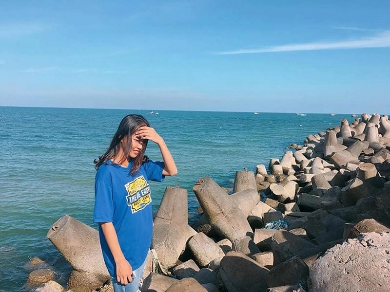 Trải nghiệm tắm biển Bình Châu