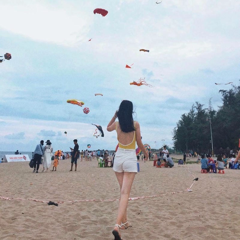 Đọc review bãi biển Bình Sơn chi tiết