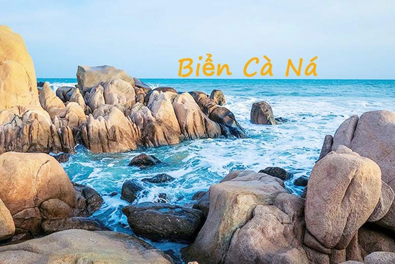 Tìm hiểu vẻ đẹp bình yên của bãi biển Cà Ná