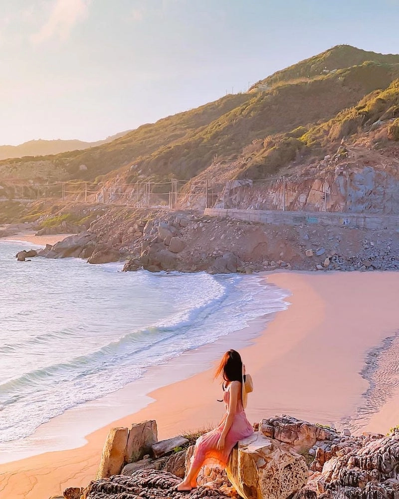 Khung cảnh Cam Ranh hoàng hôn thật bình yên