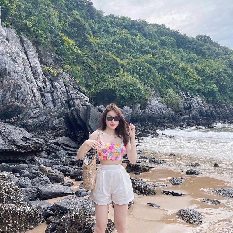 Khoảng cách biển Cát Bà cách Hà Nội bao nhiêu km