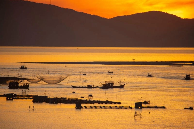 Ngắm toàn cảnh Cửa Đại từ trên cao