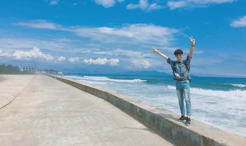 Khung cảnh Cửa Đại hoàng hôn thật bình yên