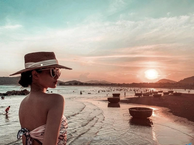 Thời điểm lý tưởng để khám phá bãi biển Cửa Lò là mùa hè