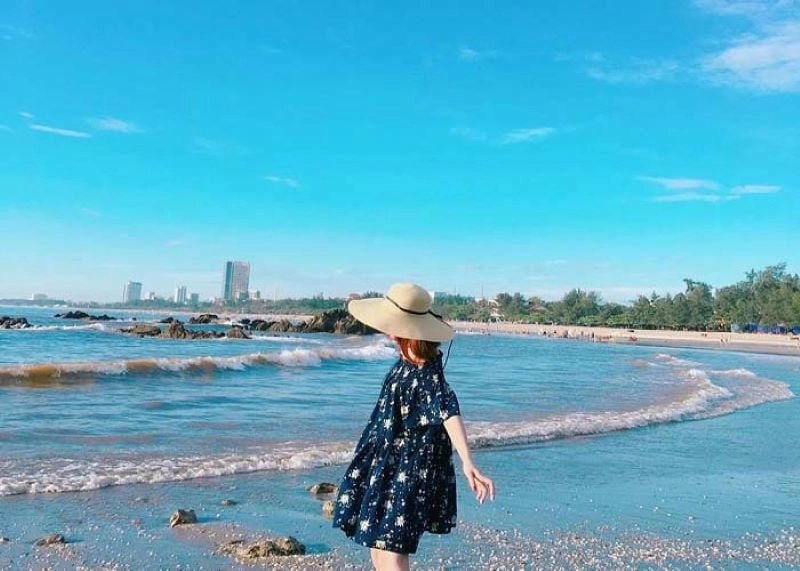 Bãi biển Cửa Lò dài bao nhiêu km