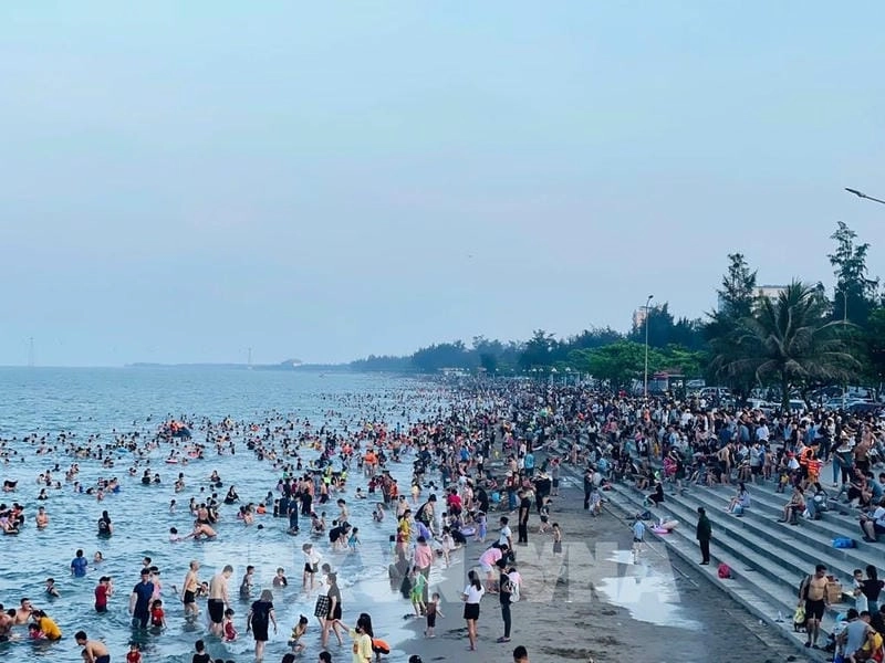 Nghỉ dưỡng tại khách sạn bãi biển Cửa Lò