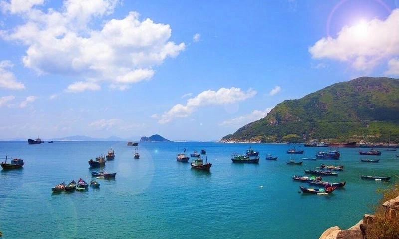 Khám phá trải nghiệm thú vị tại bãi biển Đại Lãnh