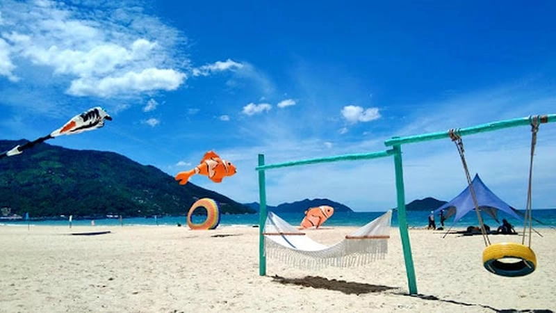 Tận hưởng cảm giác Đại Lãnh tắm biển sảng khoái