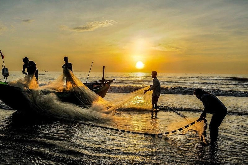 Đón bình minh Bãi Diễn Thành