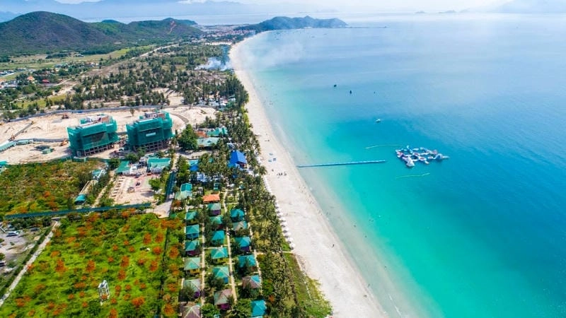 Thuyết minh về bãi biển Dốc Lết