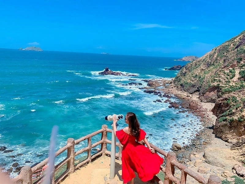 Ngắm toàn cảnh Eo Gió từ trên cao