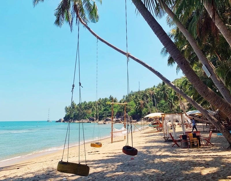 Khám phá Bãi Hà My hoang sơ