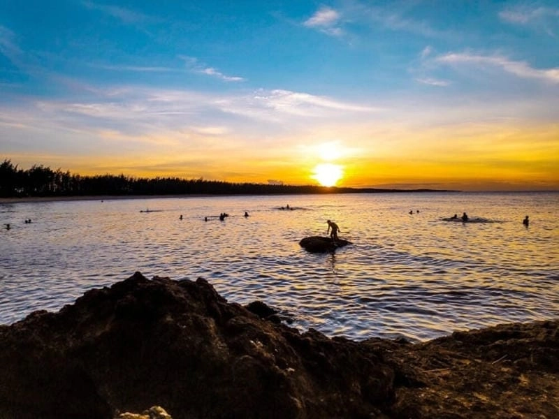 Cùng check in Bãi Hạ Thanh