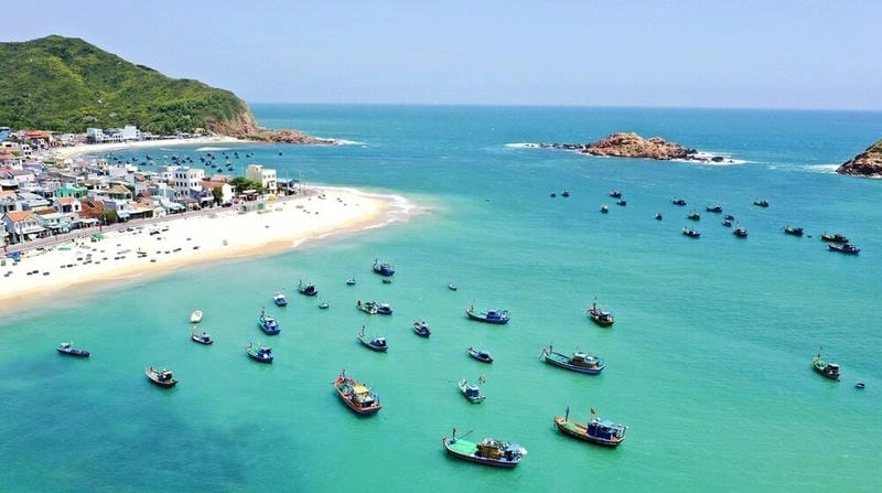 Tìm hiểu vẻ đẹp bình yên của bãi biển Hải Minh