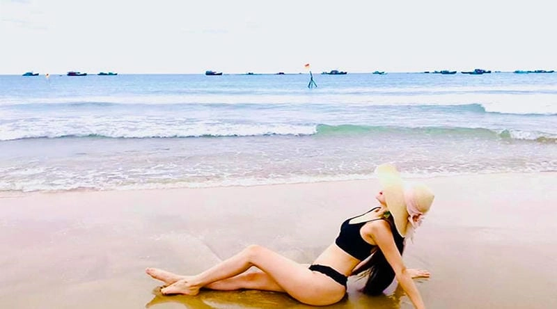 Kỷ niệm bãi biển Hải Tiến 2019