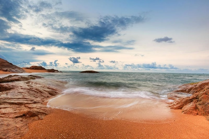 Tìm hiểu vẻ đẹp bình yên của bãi biển Hồ Cốc