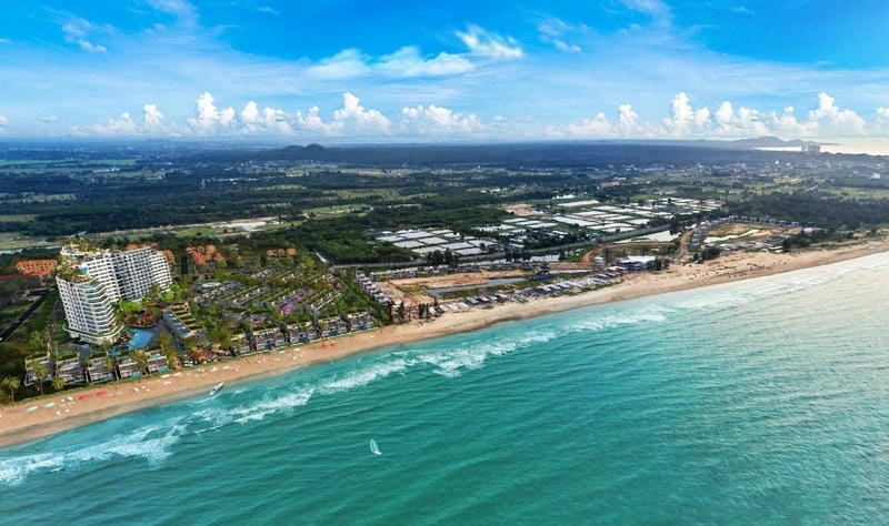 Ngắm toàn cảnh Hồ Tràm từ trên cao