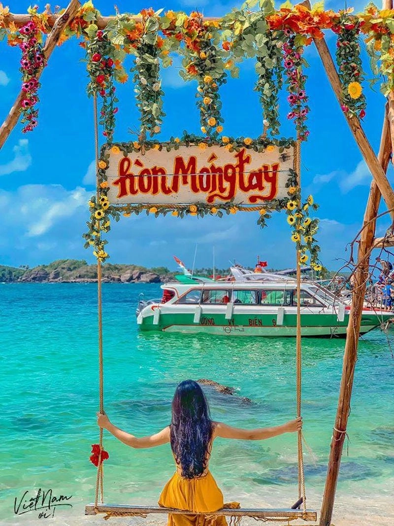 Lắng nghe Hòn Móng Tay sóng biển rì rào êm tai