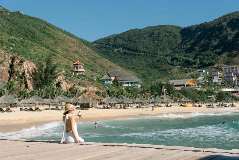 Khám phá bãi tắm đảo Kỳ Co hoang sơ