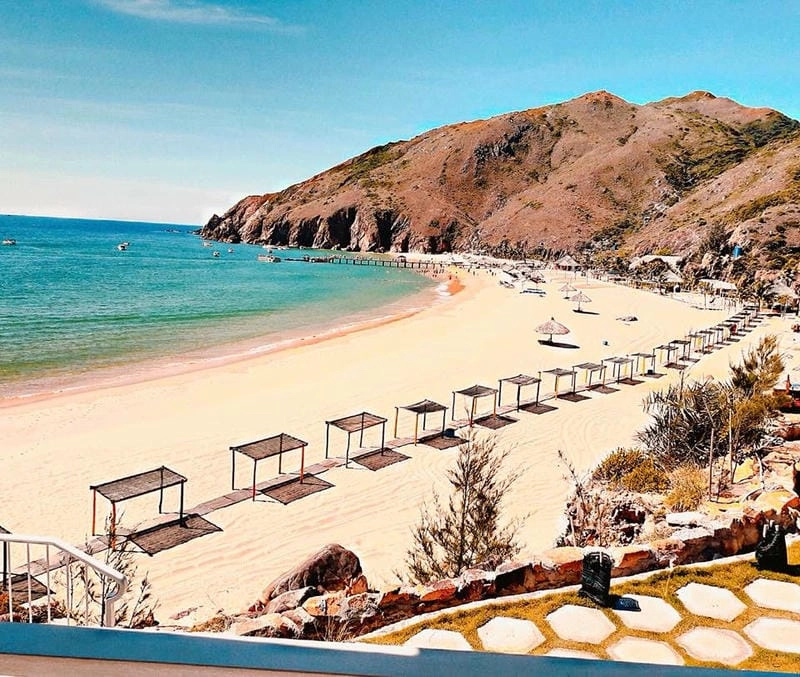 Dạo bước trên Kỳ Co cát trắng mịn màng