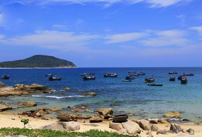 Lắng nghe Long Thủy sóng biển rì rào êm tai