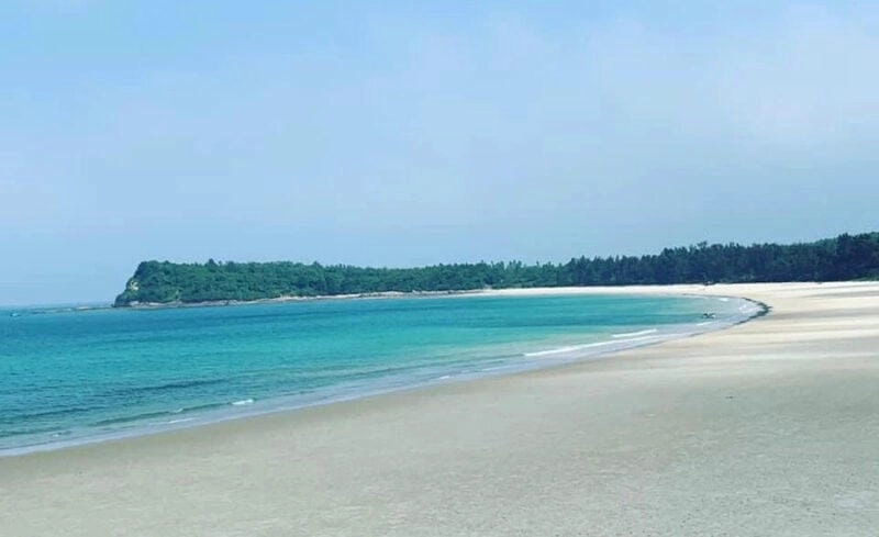 Lắng nghe Minh Châu sóng biển rì rào êm tai