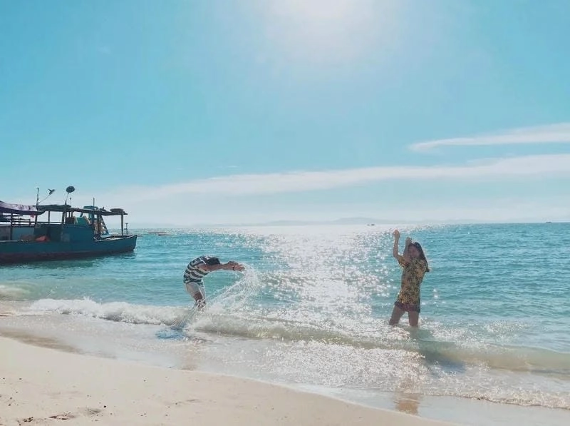 Ngắm toàn cảnh Minh Châu từ trên cao