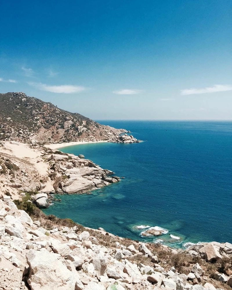 Lắng nghe Mũi Dinh sóng biển rì rào êm tai