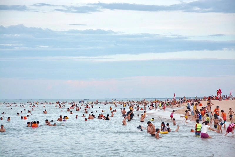 Nghỉ dưỡng tại khách sạn bãi biển Nhật Lệ