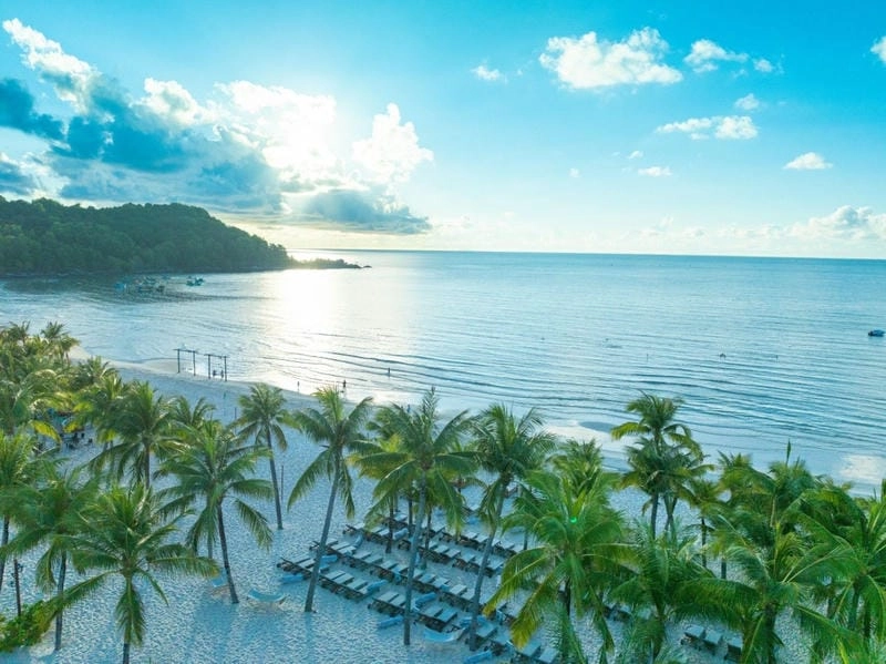 Nghỉ dưỡng tại khách sạn Phú Quốc có bãi biển riêng