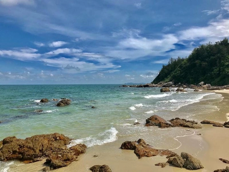 Bãi biển Quan Lạn ở đâu