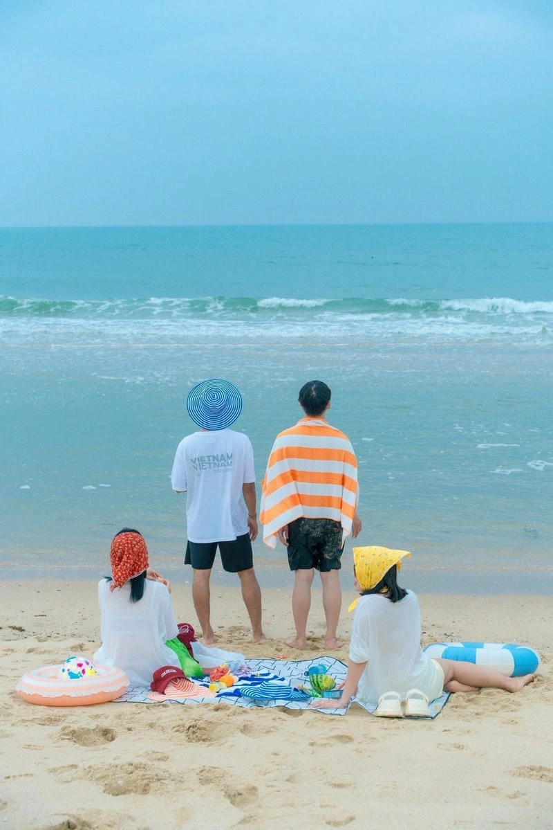 Khung cảnh Quan Lạn hoàng hôn thật bình yên