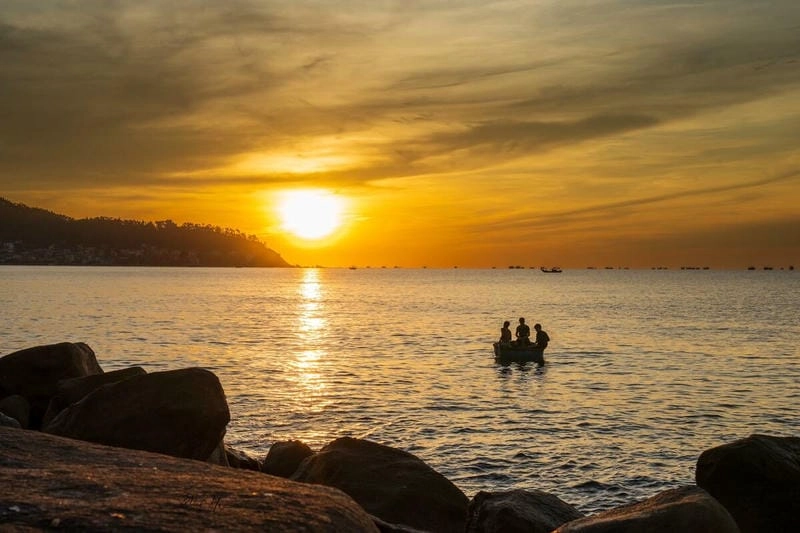 Vẻ đẹp Quỳnh Phương cảnh hoang sơ cuốn hút mọi người