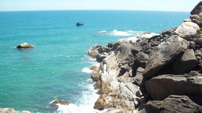 Vẻ đẹp bãi biển Sa Huỳnh thơ mộng