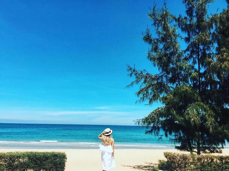 Thời điểm lý tưởng để khám phá bãi biển Sa Huỳnh là mùa hè