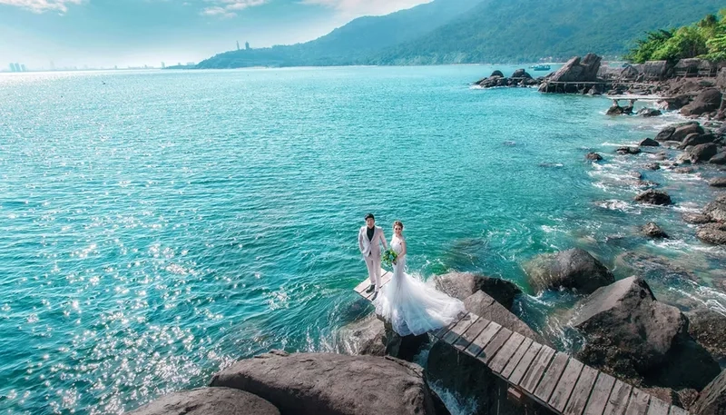 Đọc review bãi biển Sơn Trà chi tiết