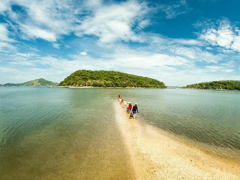 Cùng nhau khám phá những hoạt động hấp dẫn tại bãi biển Sông Cầu