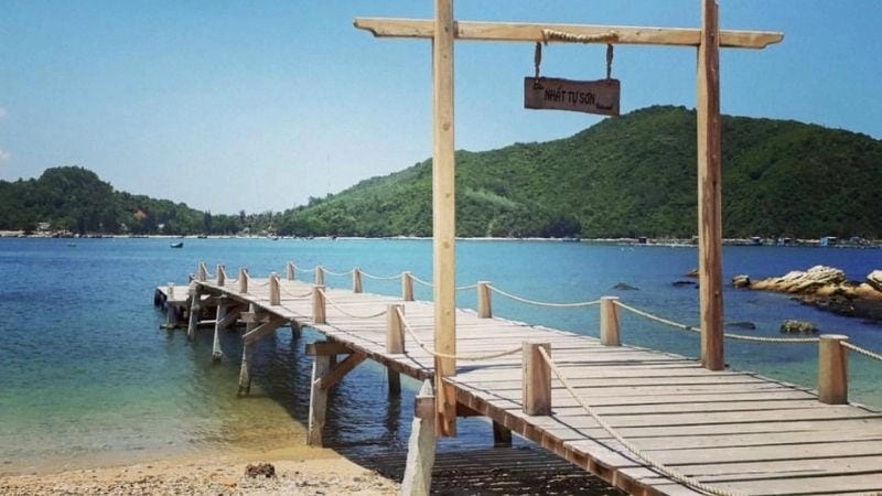 Tận hưởng cảm giác Sông Cầu tắm biển sảng khoái