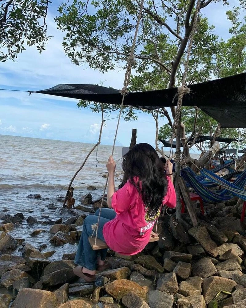 Dạo bước trên Tân Thành cát trắng mịn màng