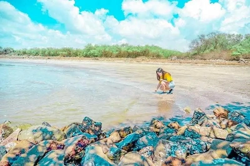 Lắng nghe Tân Thành sóng biển rì rào êm tai