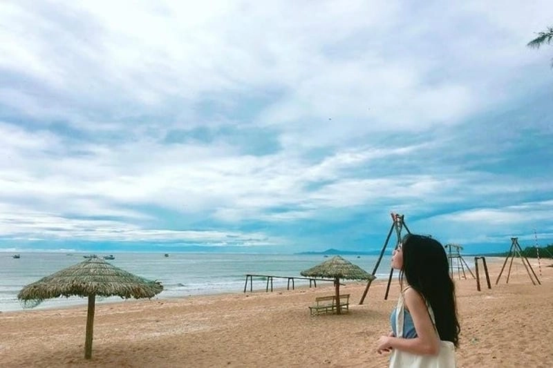 Khám phá Bãi biển Thạch Hải Hà Tĩnh