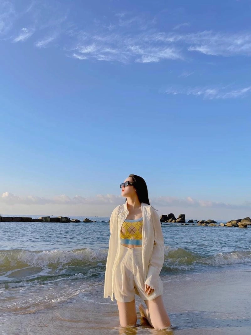 Check-in bãi biển Thiên Cầm Hà Tĩnh tuyệt đẹp