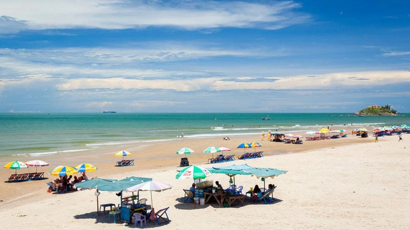 Tận hưởng cảm giác Thủy Tiên tắm biển sảng khoái