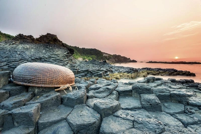 Khám phá bãi biển Từ Nham Phú Yên